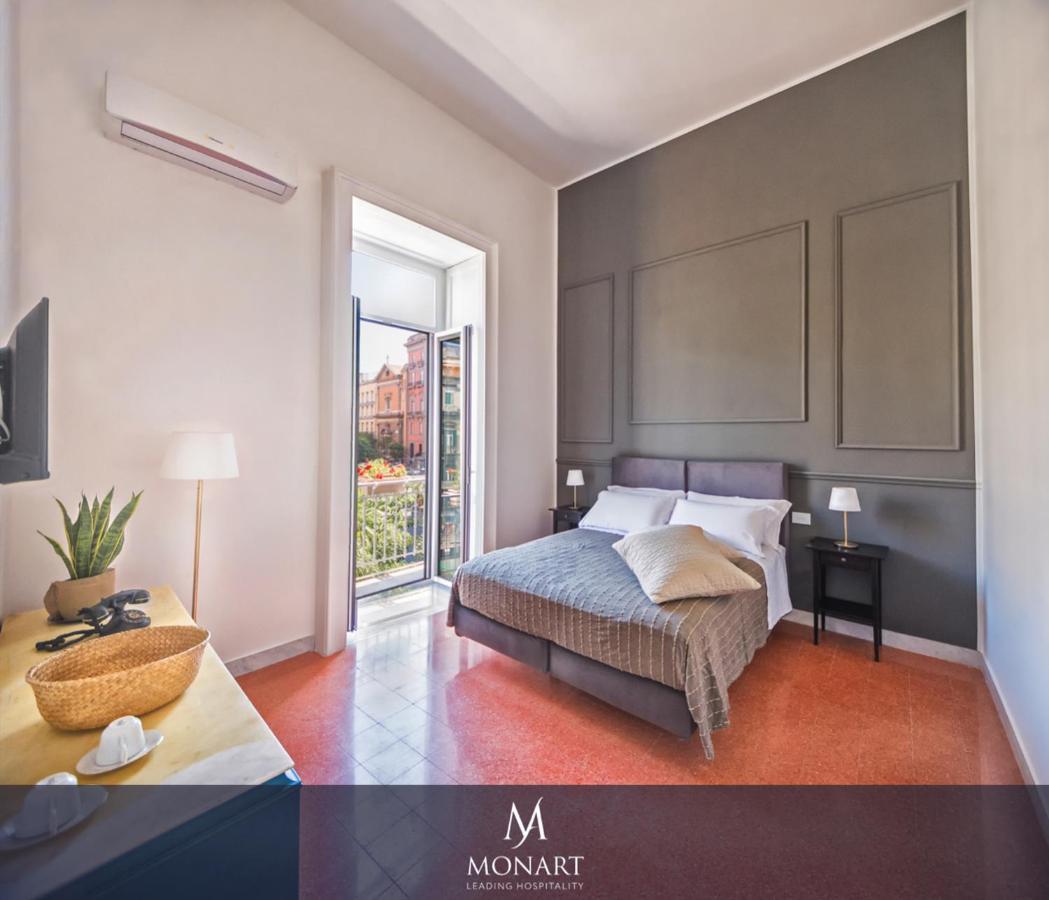Monart Hospitality Cavour Bed & Breakfast Napoli Bagian luar foto